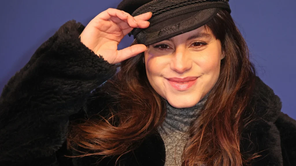 Almila Bagriacik – Karriere, Rollen und Erfolg im Überblick Almila Bagriacik